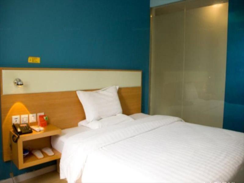 7Days Inn Shenzhen Long Hua Buitenkant foto